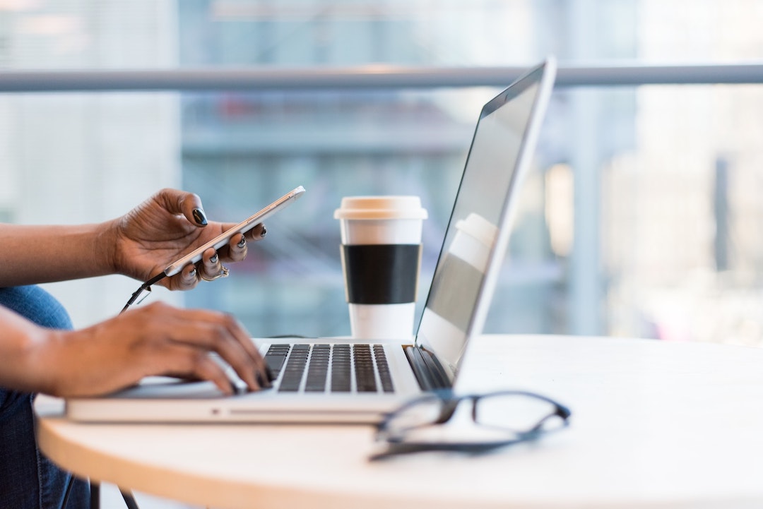 mobile-laptop-developer-christina-wocintechchat-com-UTw3j_aoIKM-unsplash